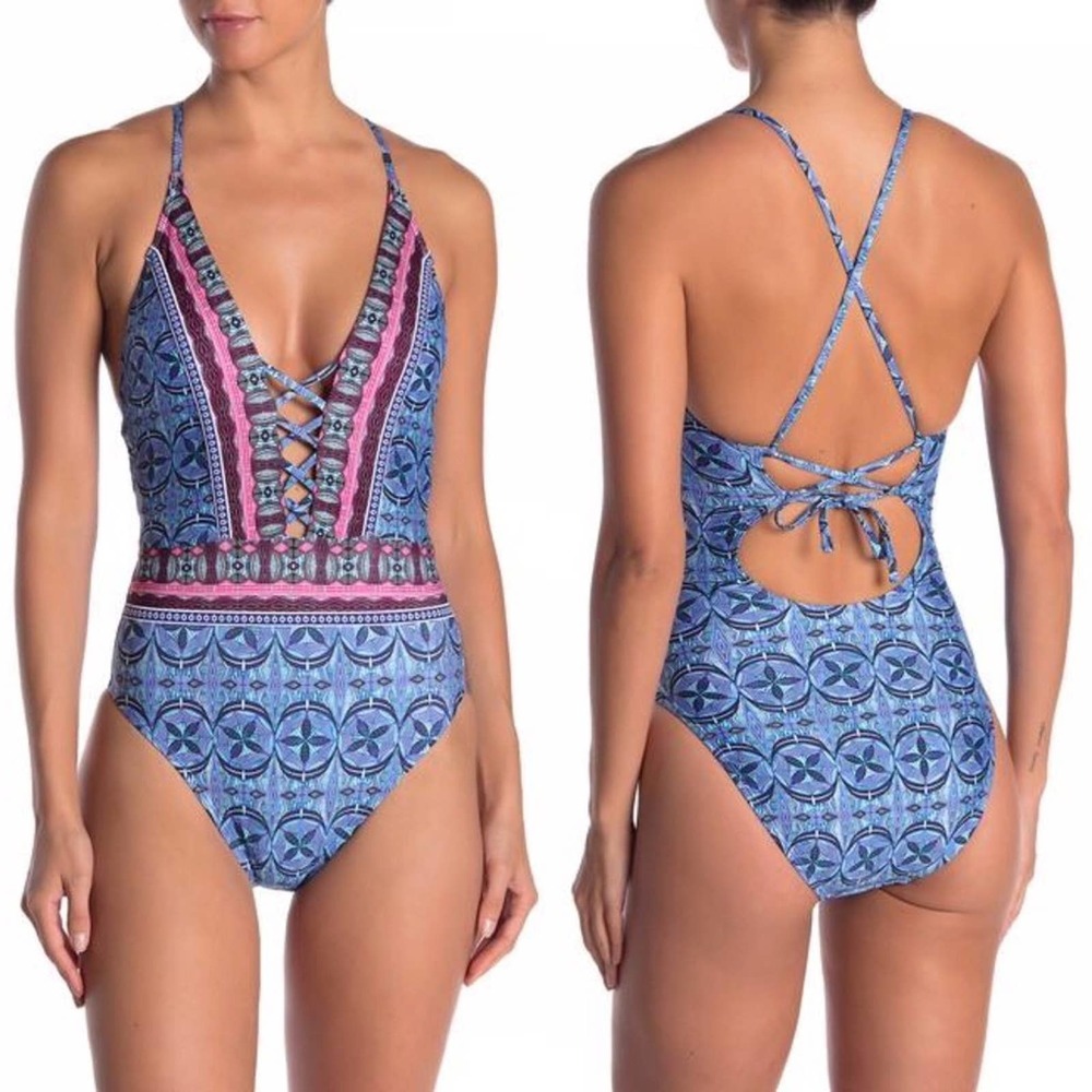 La Blanca The Realist Lace Up One Piece Swimsuit 4